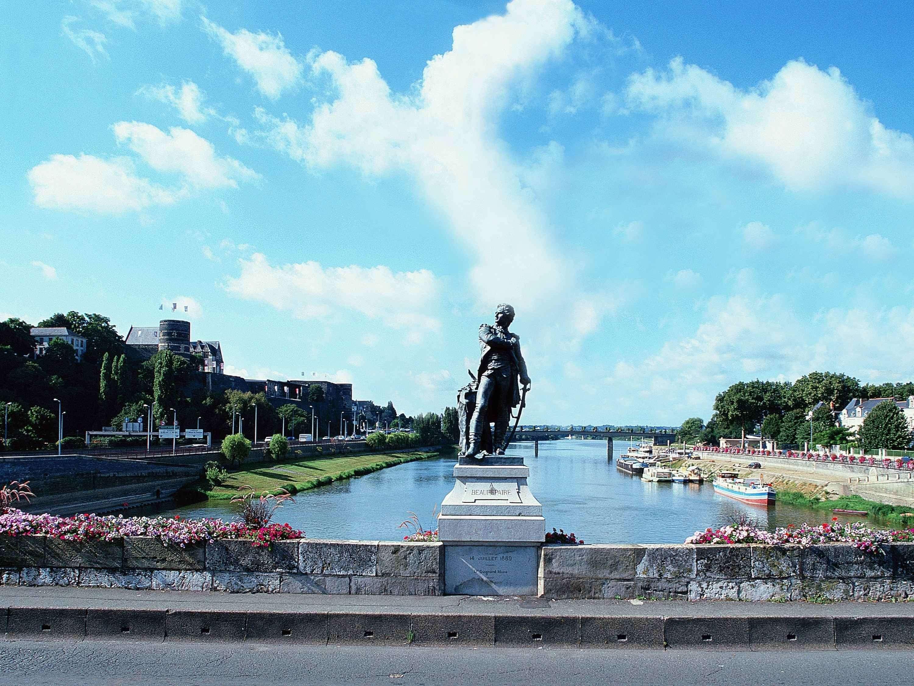 Mercure Angers Centre Gare Екстер'єр фото